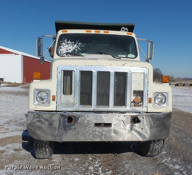 image for item DC5703 1992 International 2574 dump truck