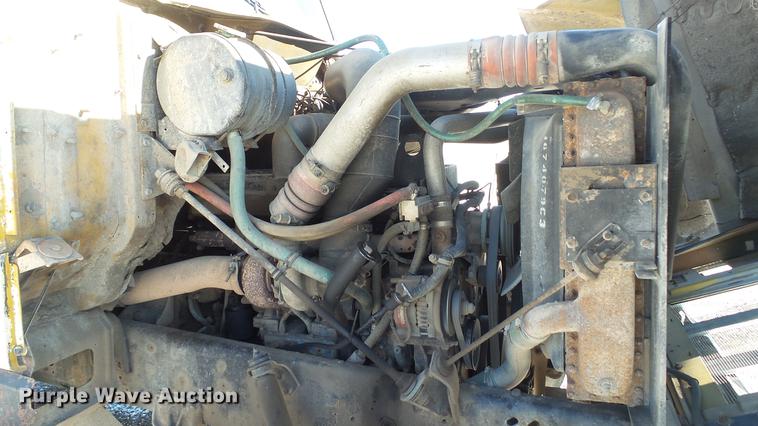 image for item DC5703 1992 International 2574 dump truck