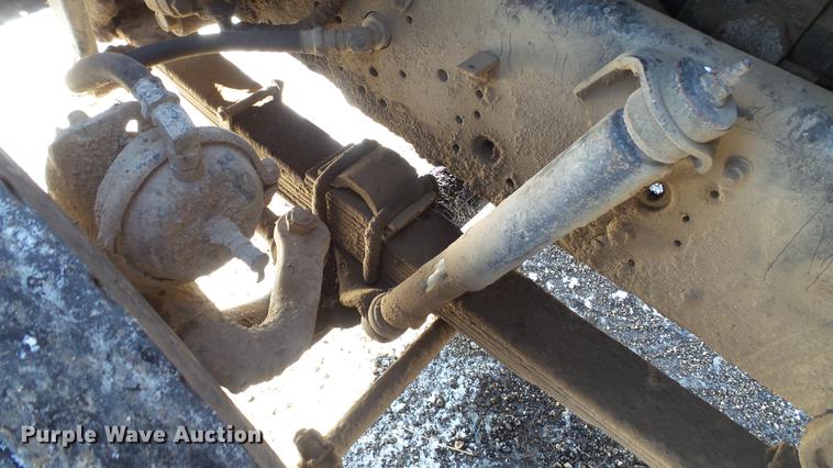 image for item DC5703 1992 International 2574 dump truck