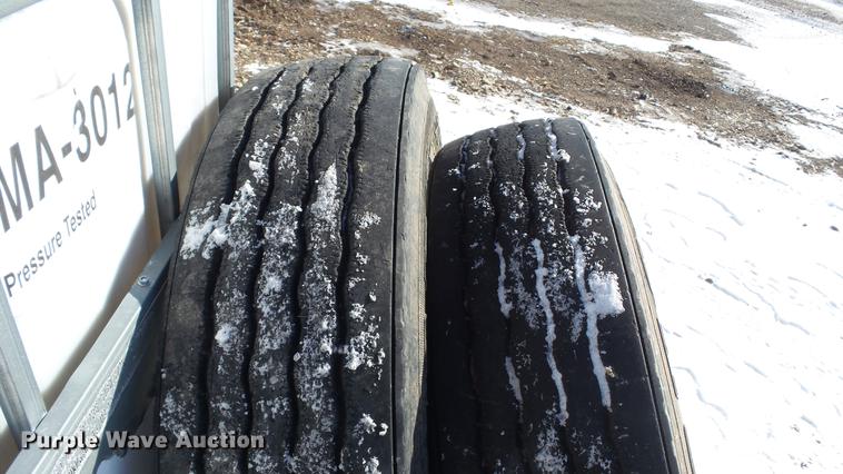 image for item DC5703 1992 International 2574 dump truck