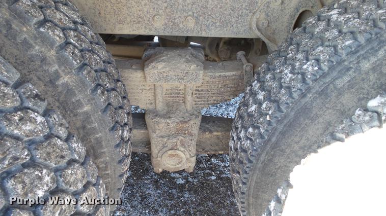 image for item DC5703 1992 International 2574 dump truck