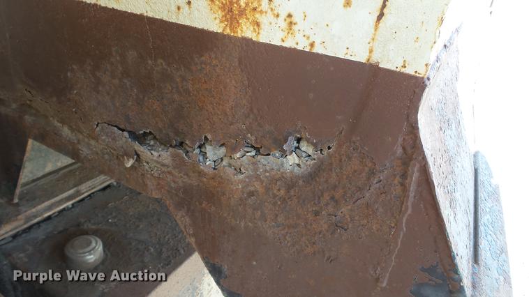 image for item DC5703 1992 International 2574 dump truck