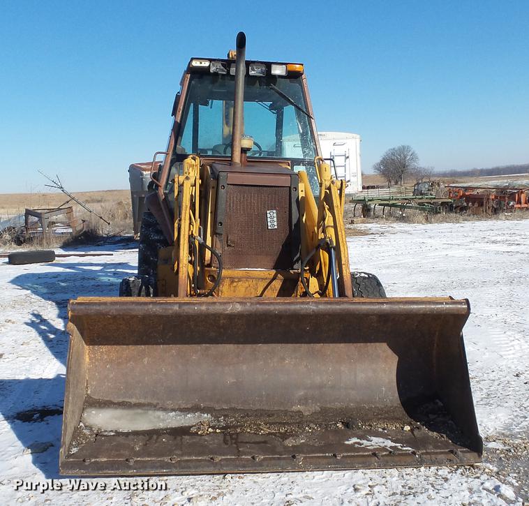image for item DC5709 1993 Case 580 Super K backhoe