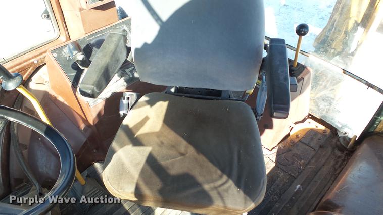 image for item DC5709 1993 Case 580 Super K backhoe