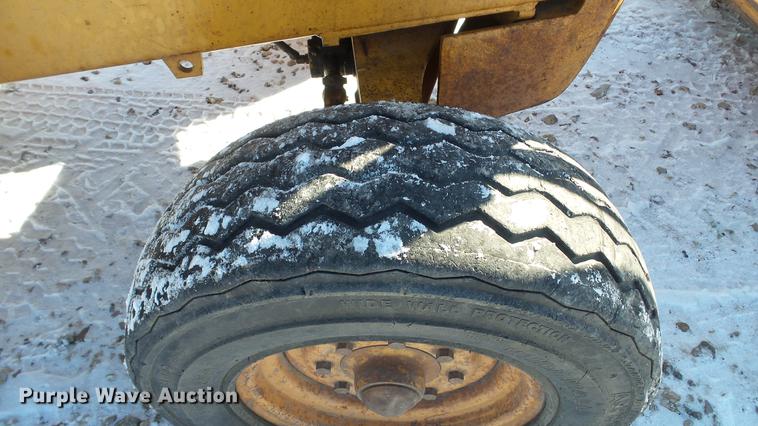 image for item DC5709 1993 Case 580 Super K backhoe