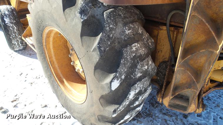 image for item DC5709 1993 Case 580 Super K backhoe