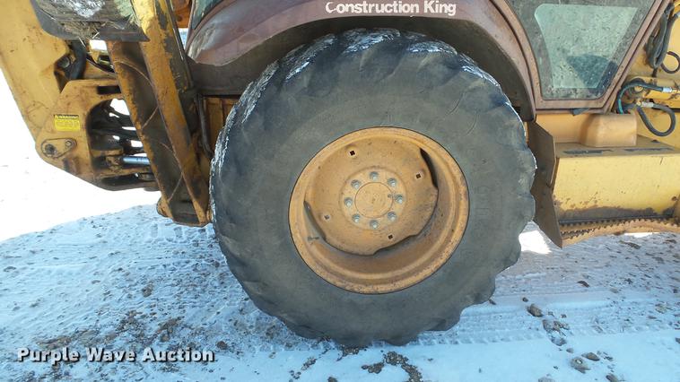 image for item DC5709 1993 Case 580 Super K backhoe