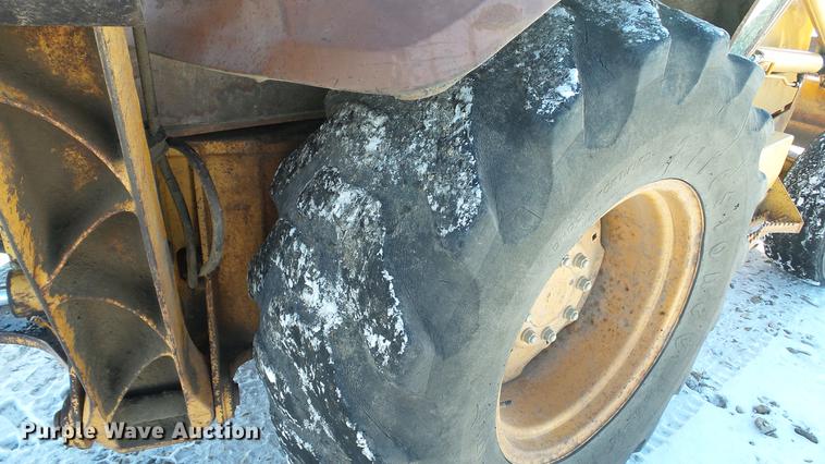 image for item DC5709 1993 Case 580 Super K backhoe