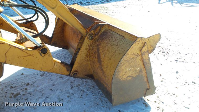 image for item DC5709 1993 Case 580 Super K backhoe