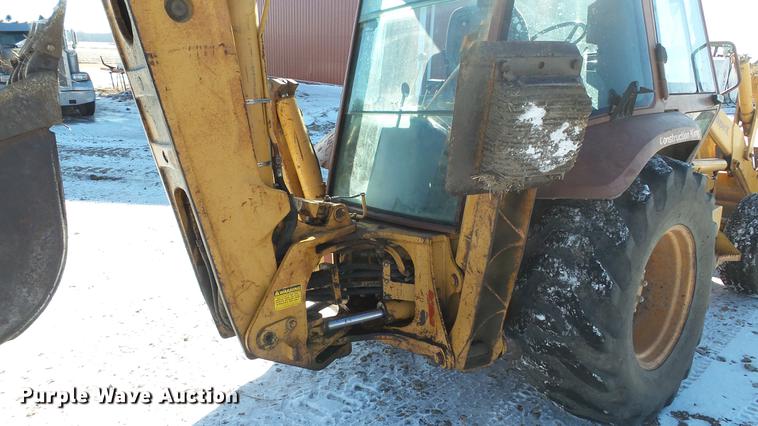 image for item DC5709 1993 Case 580 Super K backhoe