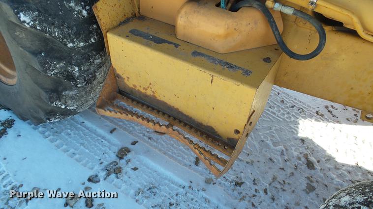 image for item DC5709 1993 Case 580 Super K backhoe