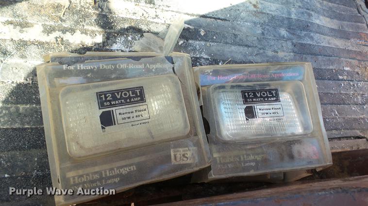 image for item DC5709 1993 Case 580 Super K backhoe