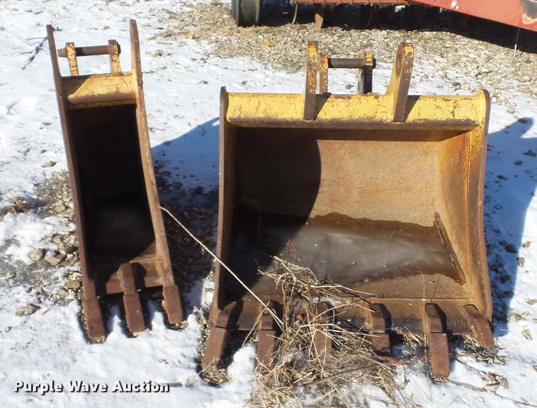 image for item DC5709 1993 Case 580 Super K backhoe