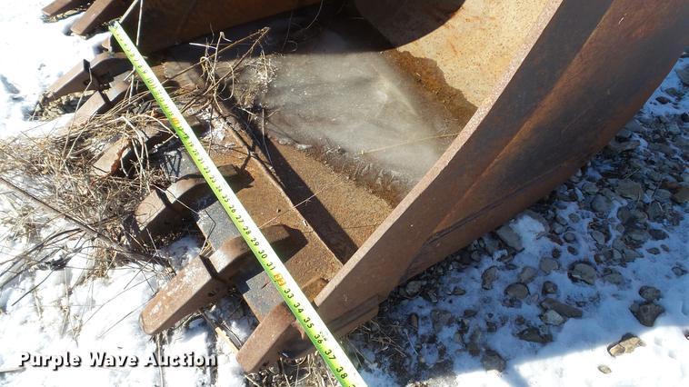 image for item DC5709 1993 Case 580 Super K backhoe