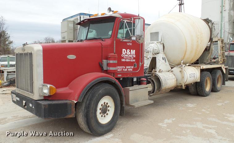 image for item DC5713 1999 Peterbilt 357 ready mix truck
