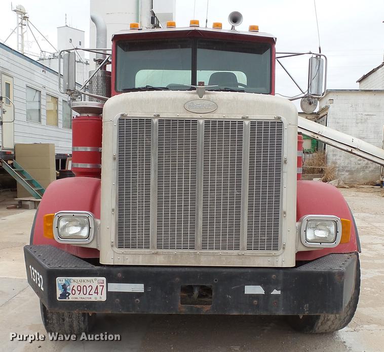 image for item DC5713 1999 Peterbilt 357 ready mix truck