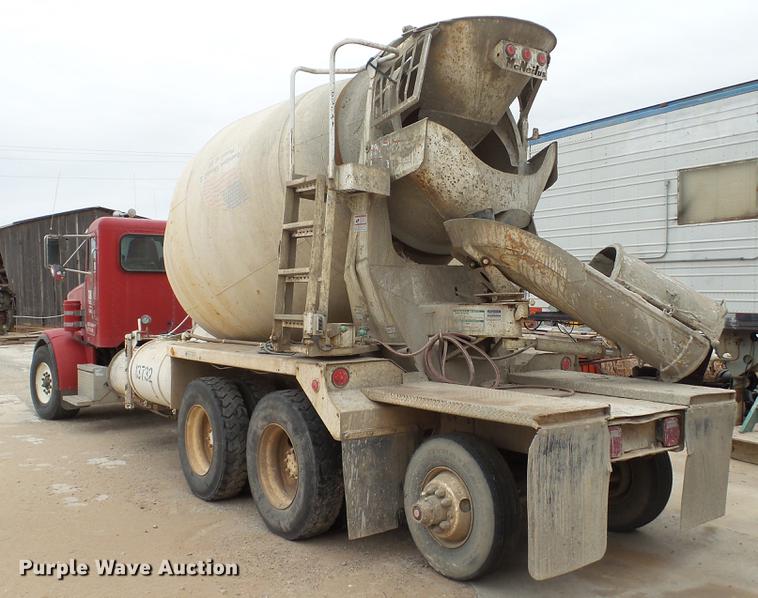 image for item DC5713 1999 Peterbilt 357 ready mix truck
