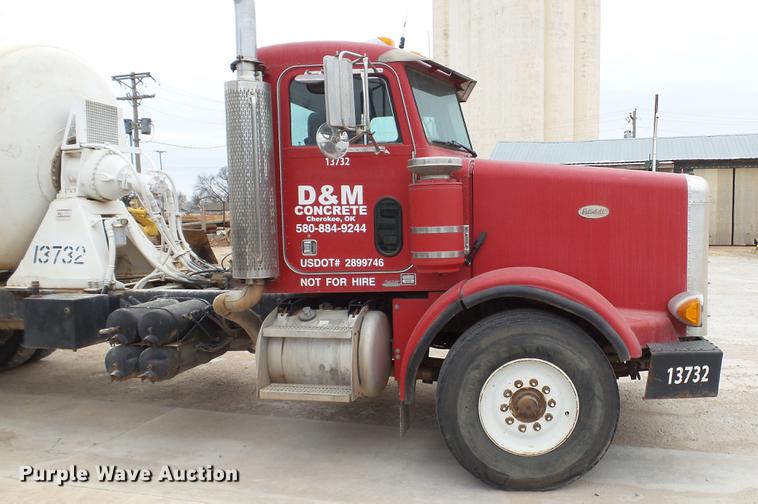 image for item DC5713 1999 Peterbilt 357 ready mix truck