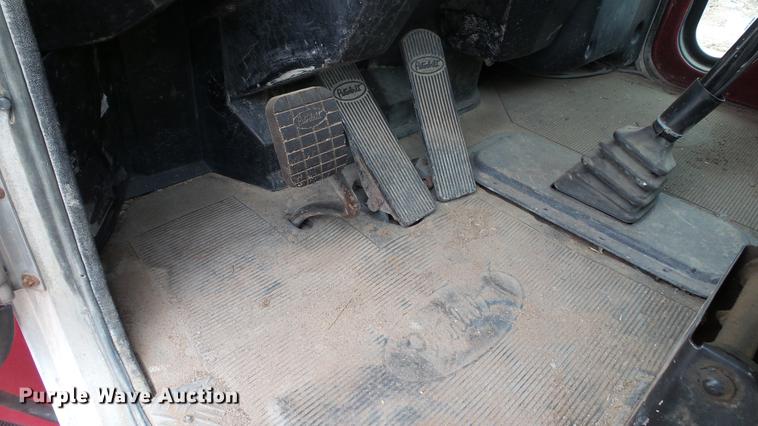 image for item DC5713 1999 Peterbilt 357 ready mix truck