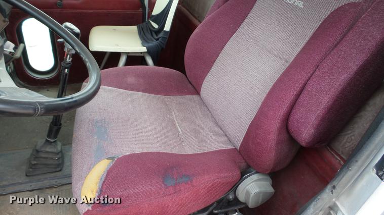 image for item DC5713 1999 Peterbilt 357 ready mix truck