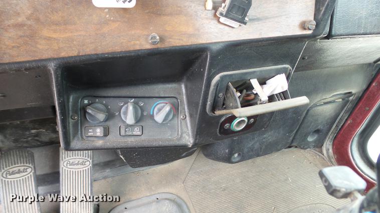 image for item DC5713 1999 Peterbilt 357 ready mix truck