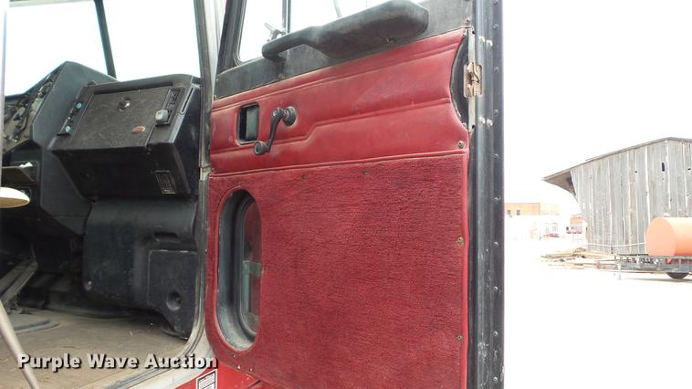 image for item DC5713 1999 Peterbilt 357 ready mix truck