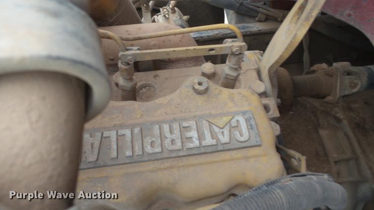 image for item DC5713 1999 Peterbilt 357 ready mix truck