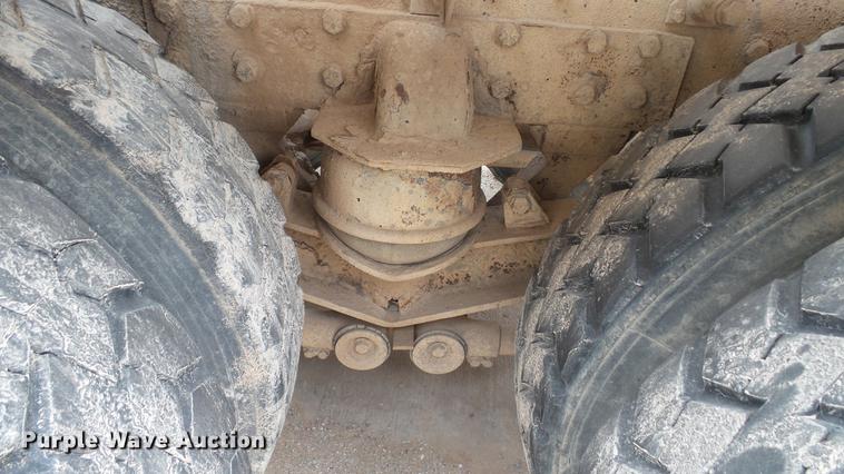 image for item DC5713 1999 Peterbilt 357 ready mix truck