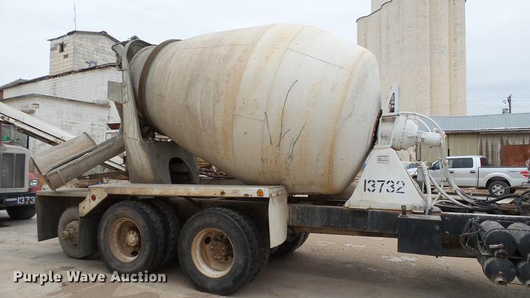 image for item DC5713 1999 Peterbilt 357 ready mix truck