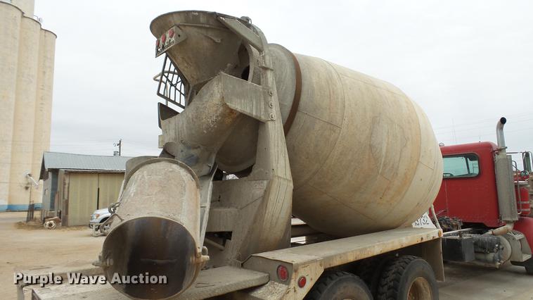 image for item DC5713 1999 Peterbilt 357 ready mix truck