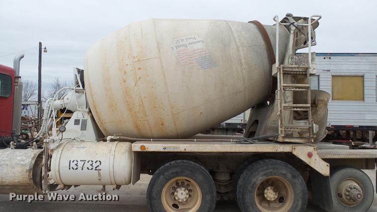 image for item DC5713 1999 Peterbilt 357 ready mix truck