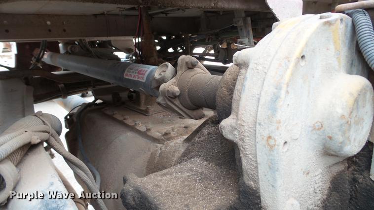 image for item DC5713 1999 Peterbilt 357 ready mix truck