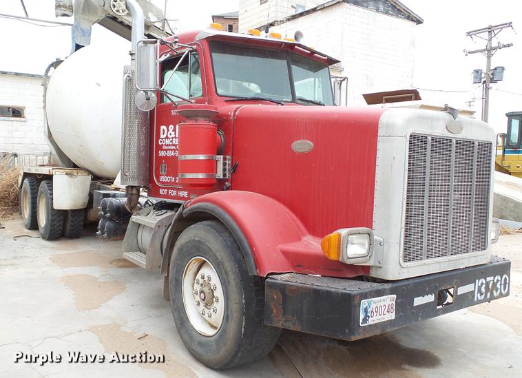 image for item DC5714 1999 Peterbilt 357 ready mix truck