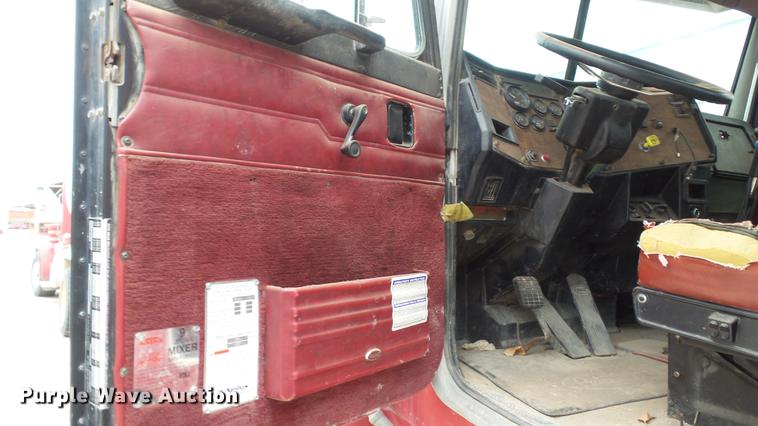 image for item DC5714 1999 Peterbilt 357 ready mix truck