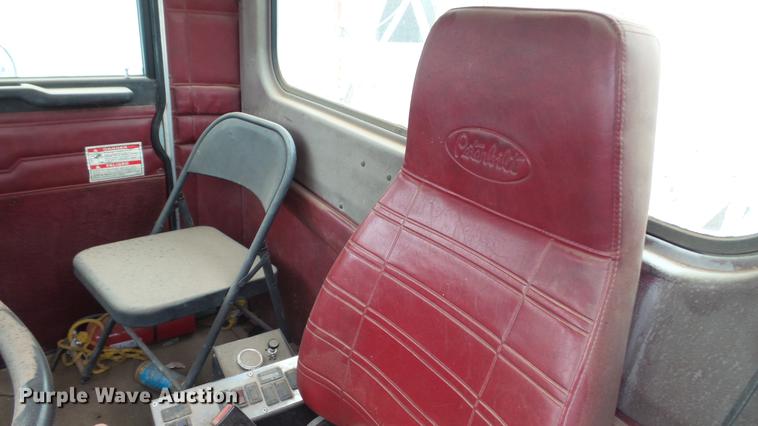 image for item DC5714 1999 Peterbilt 357 ready mix truck