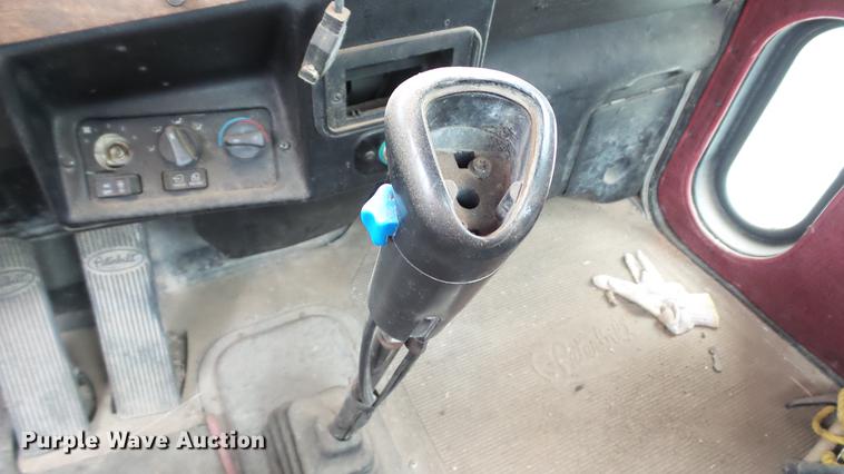 image for item DC5714 1999 Peterbilt 357 ready mix truck