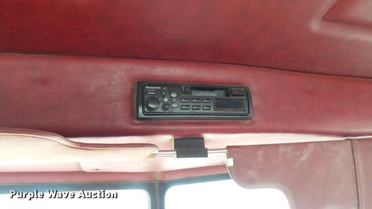 image for item DC5714 1999 Peterbilt 357 ready mix truck