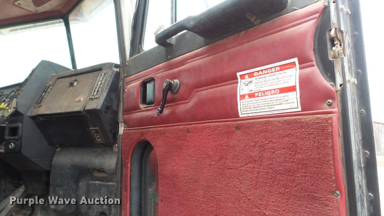 image for item DC5714 1999 Peterbilt 357 ready mix truck