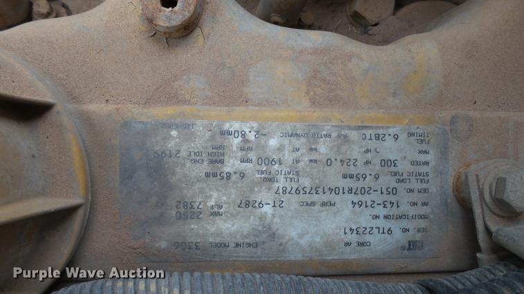 image for item DC5714 1999 Peterbilt 357 ready mix truck