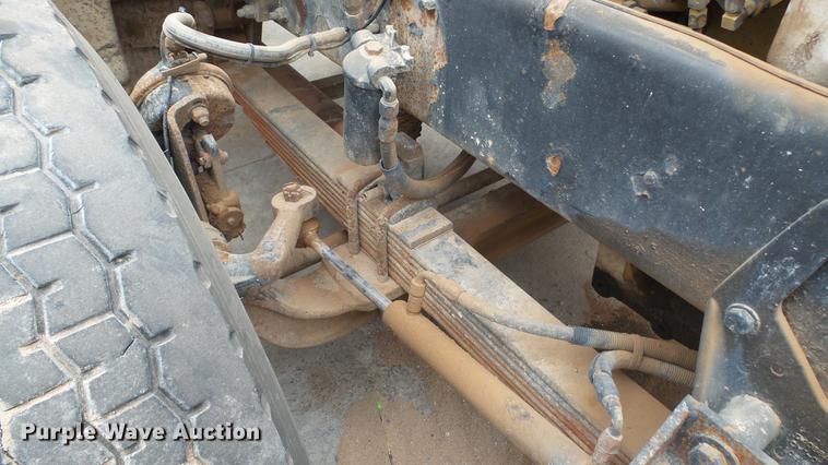 image for item DC5714 1999 Peterbilt 357 ready mix truck