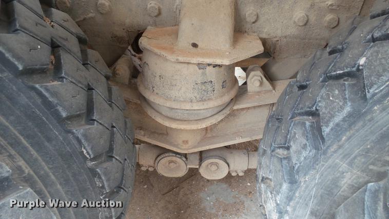 image for item DC5714 1999 Peterbilt 357 ready mix truck