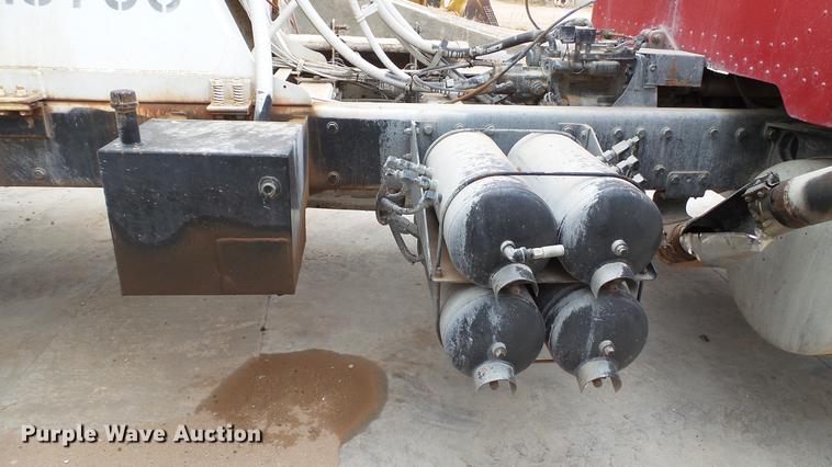 image for item DC5714 1999 Peterbilt 357 ready mix truck