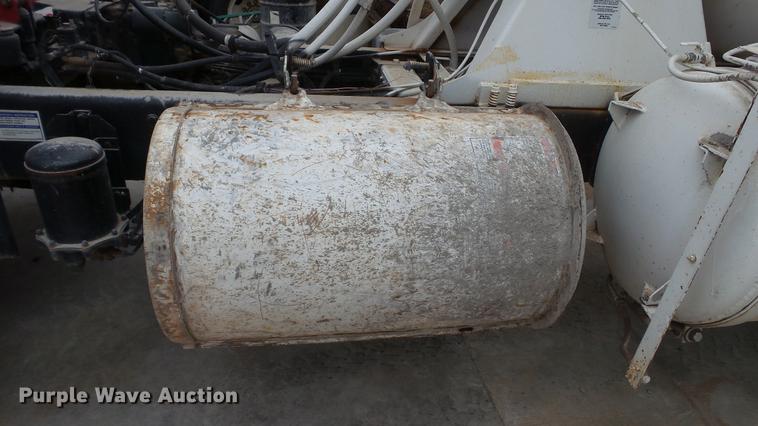 image for item DC5714 1999 Peterbilt 357 ready mix truck