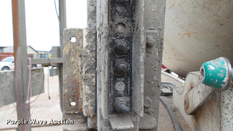 image for item DC5714 1999 Peterbilt 357 ready mix truck