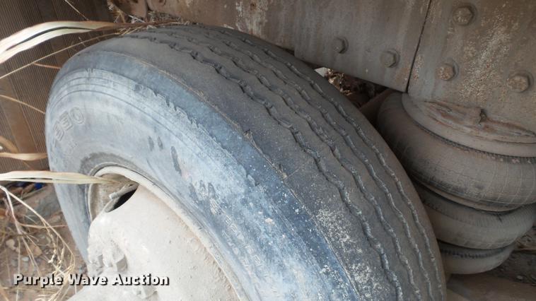 image for item DC5714 1999 Peterbilt 357 ready mix truck