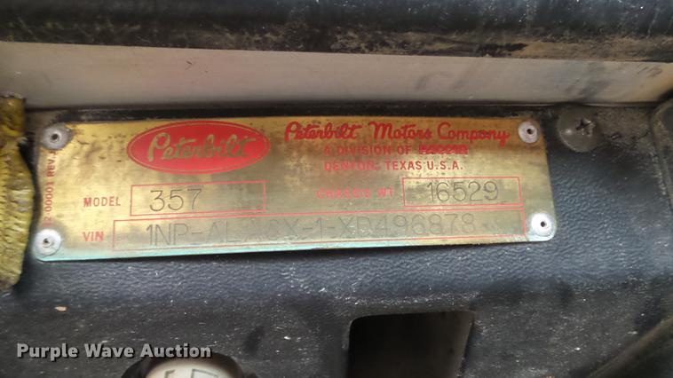 image for item DC5714 1999 Peterbilt 357 ready mix truck