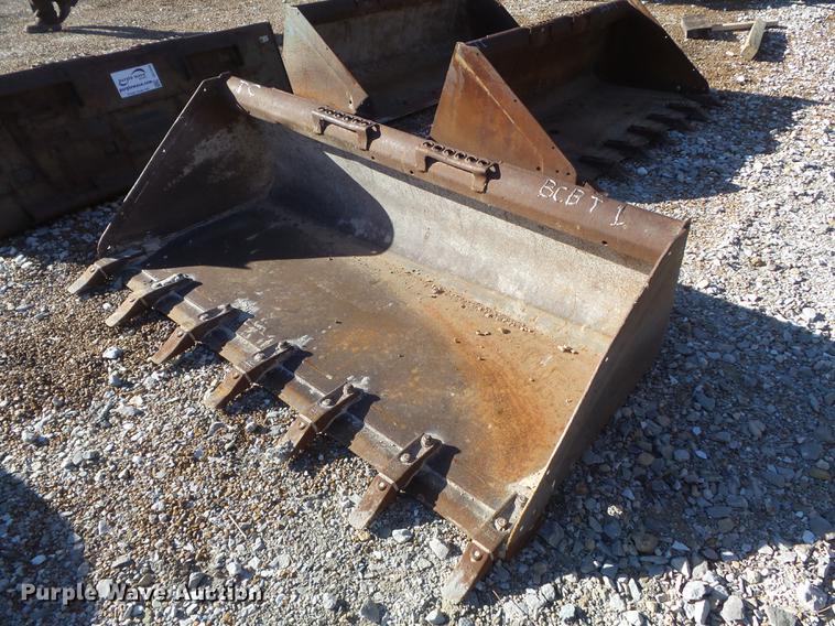 image for item DC7419 Bobcat 68 Lo Profile skid steer bucket