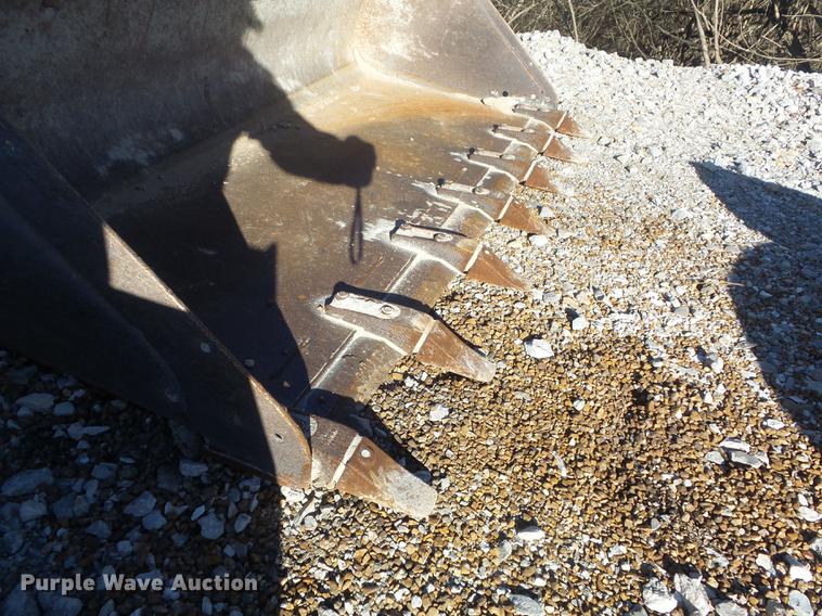 image for item DC7419 Bobcat 68 Lo Profile skid steer bucket