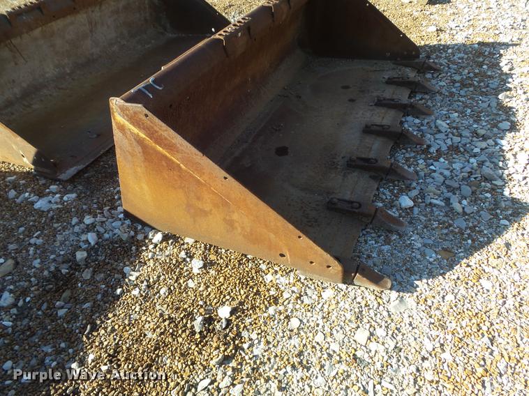 image for item DC7421 Bobcat 68 Lo Profile skid steer bucket