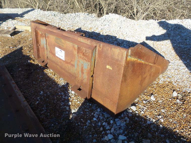 image for item DC7421 Bobcat 68 Lo Profile skid steer bucket